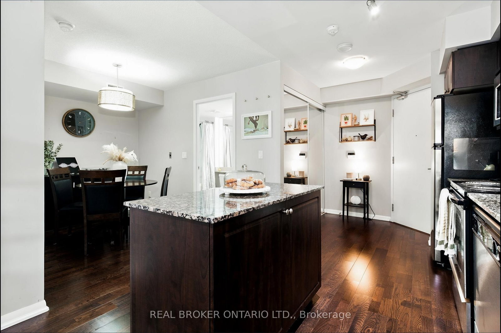 215 Fort York Boulevard • #1312 • Toronto, ON photo 15