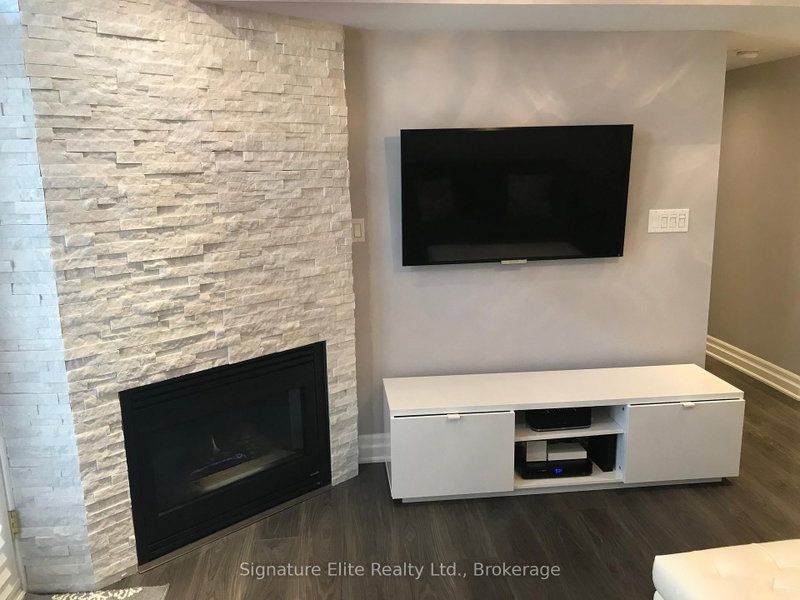11 - 98 Redpath Avenue