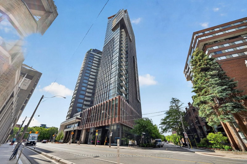 303 - 32 Davenport Road