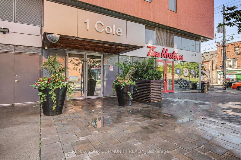 904 - 1 Cole Street