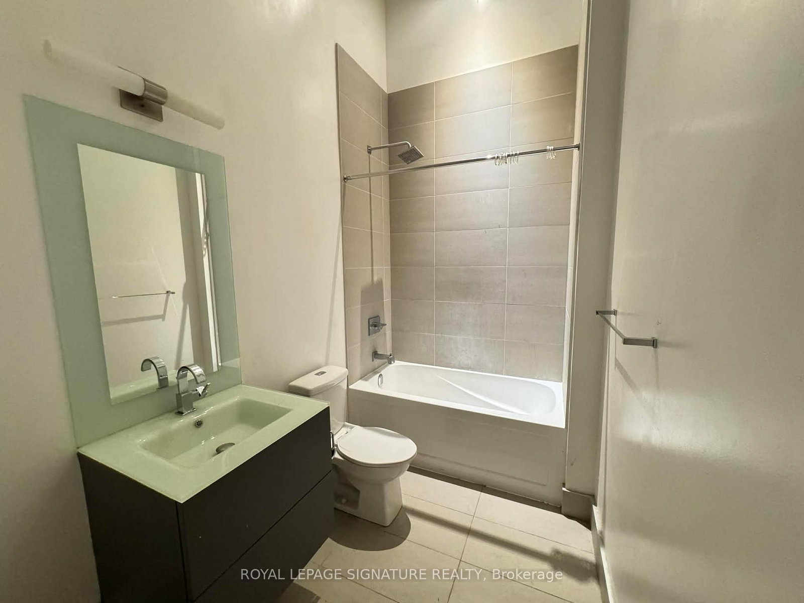 111 St Clair Avenue W • #802 • Toronto, ON photo 14