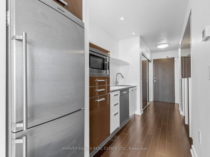 3002 - 38 Dan Leckie Way