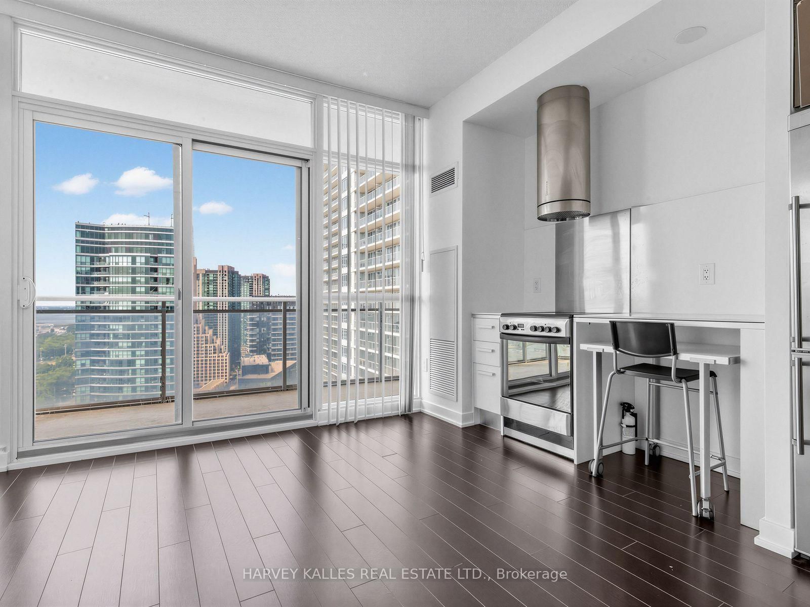 38 Dan Leckie Way • #3002 • Toronto, ON photo 9