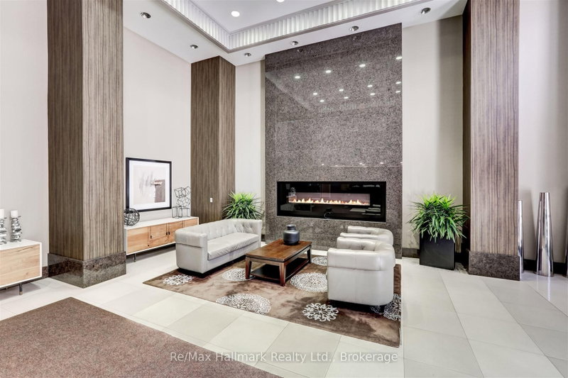 407 - 21 Grand Magazine Street N