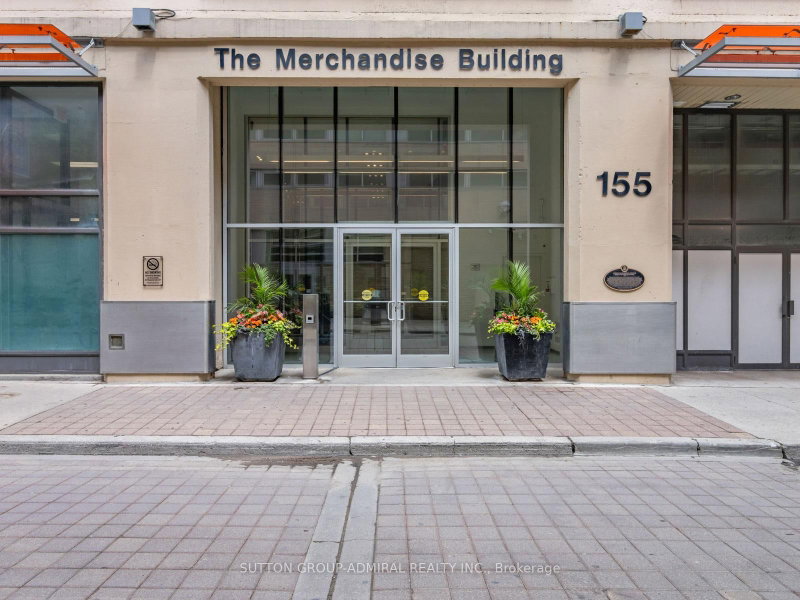 626 - 155 Dalhousie Street