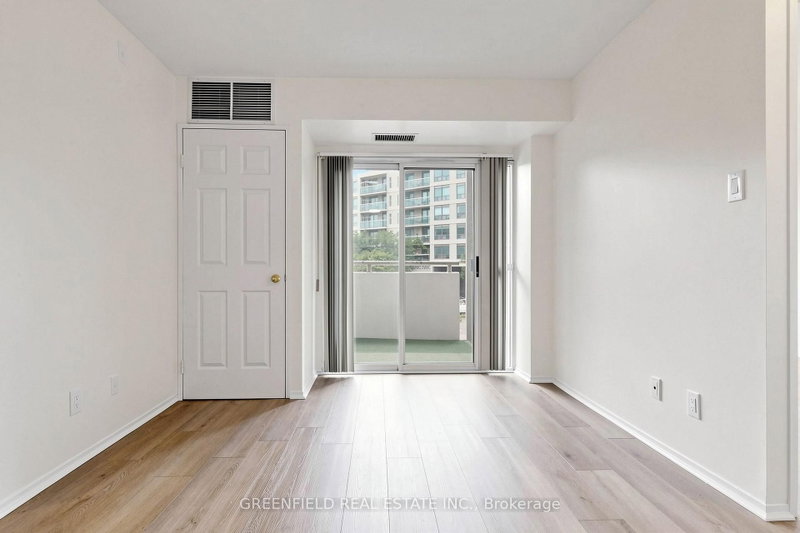 205 - 897 Sheppard Avenue W