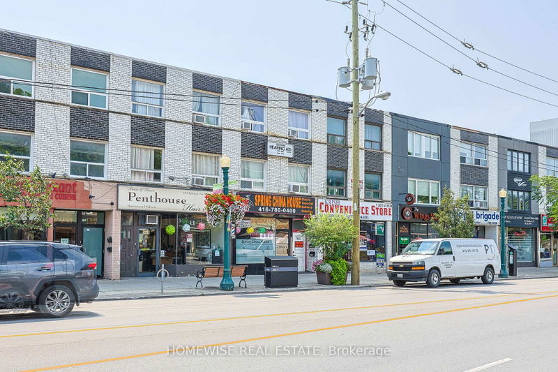 Rear - 961A Eglinton Avenue