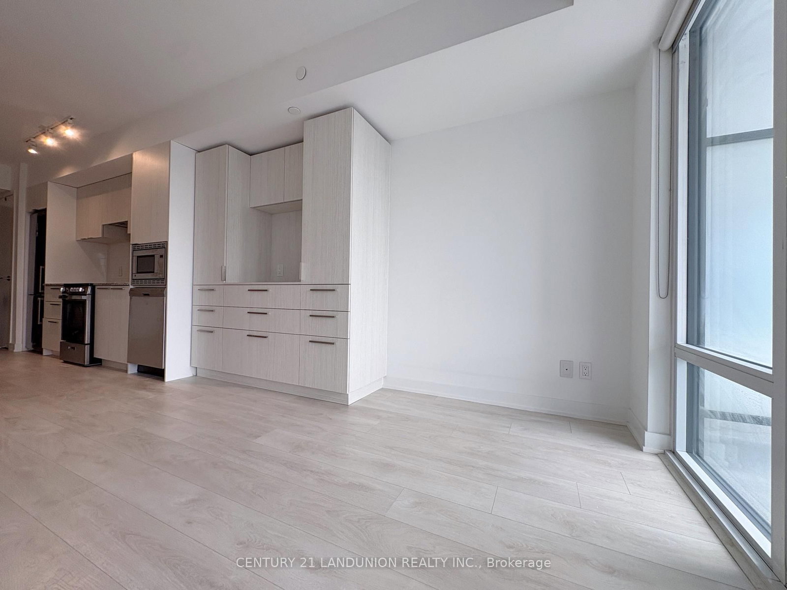 18 Maitland Terrace • #1808 • Toronto, ON photo 14