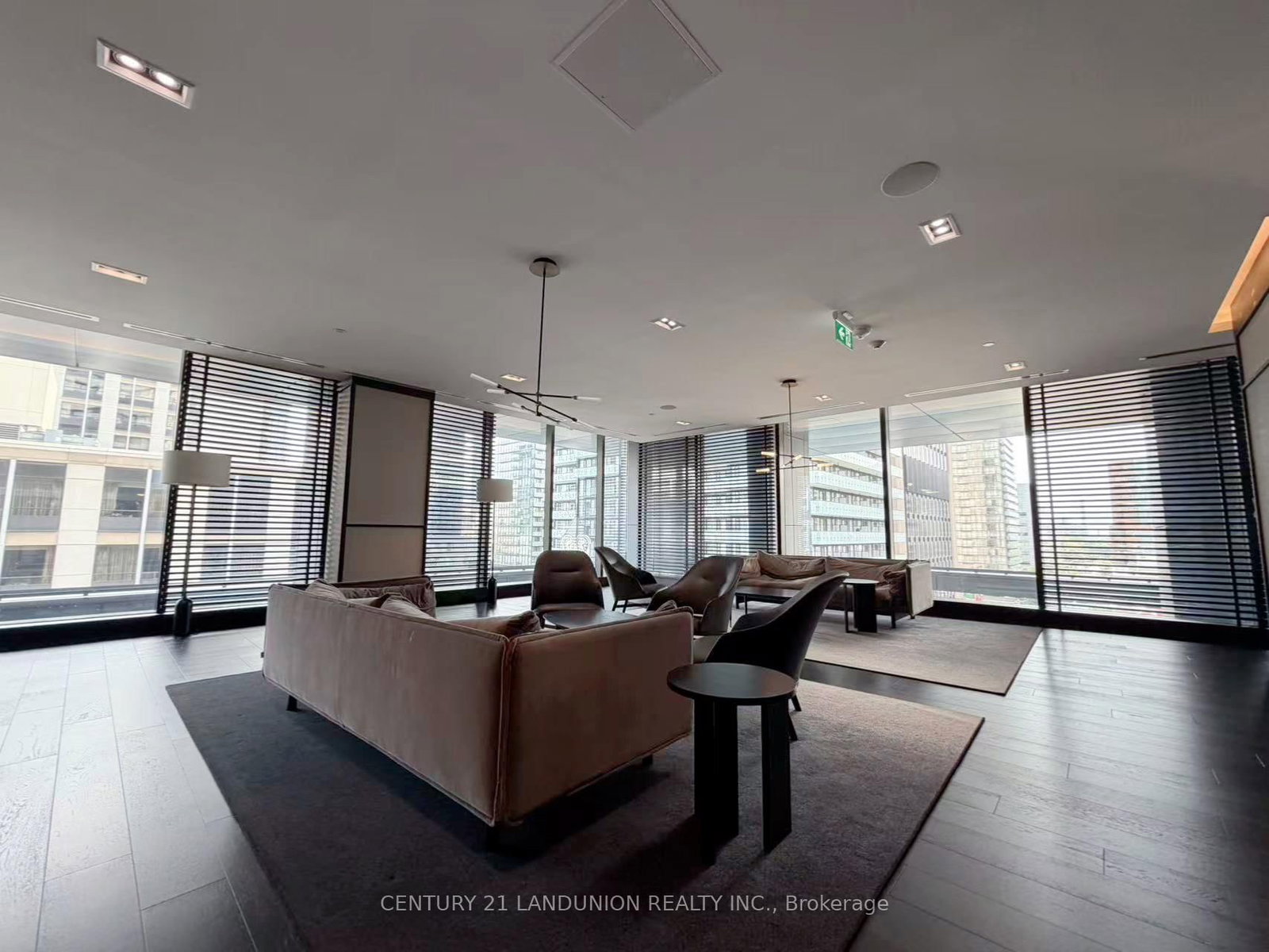 18 Maitland Terrace • #1808 • Toronto, ON photo 31