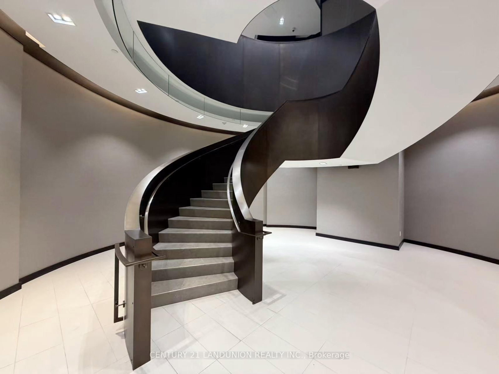 18 Maitland Terrace • #1808 • Toronto, ON photo 34