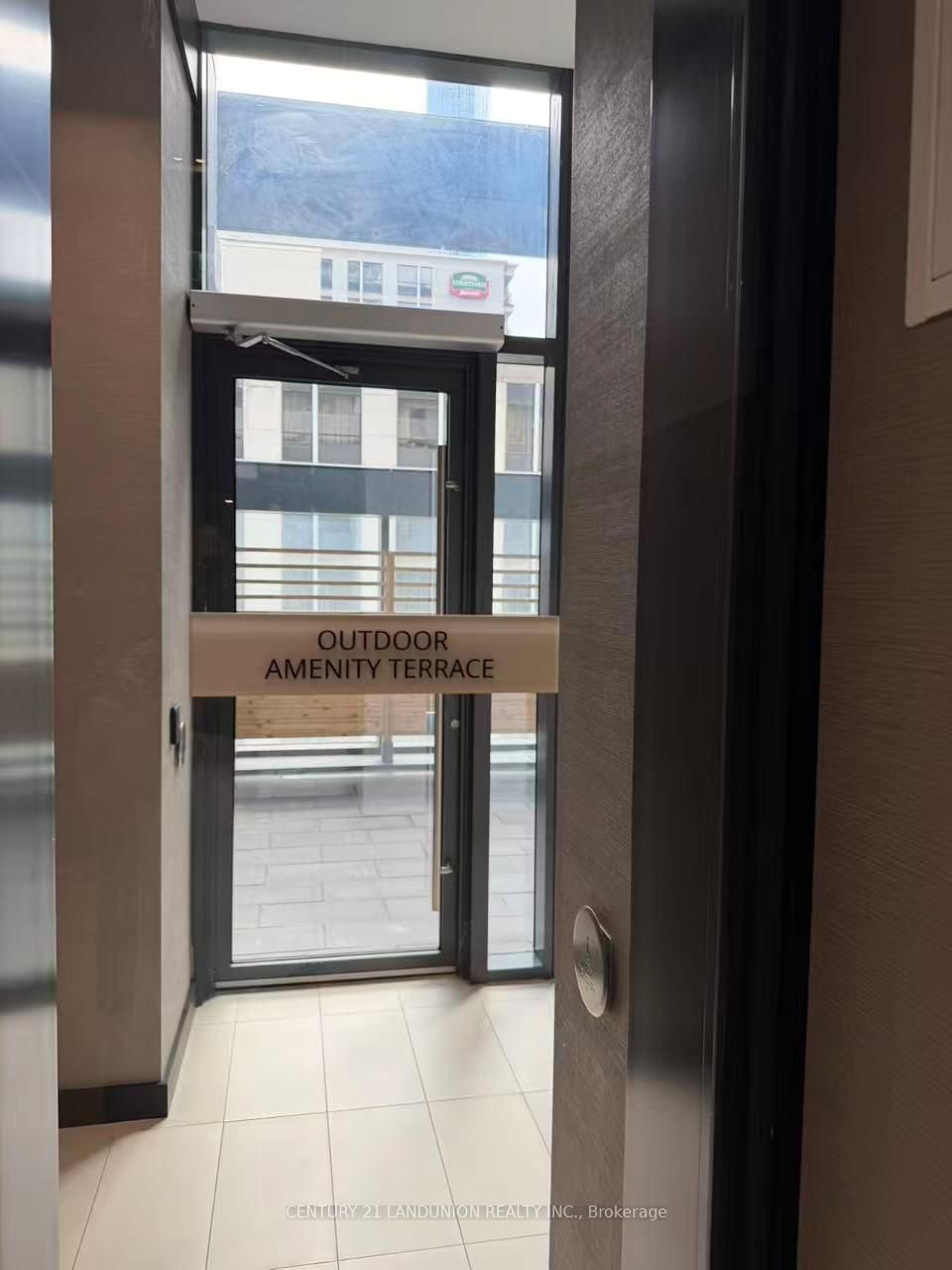 18 Maitland Terrace • #1808 • Toronto, ON photo 35
