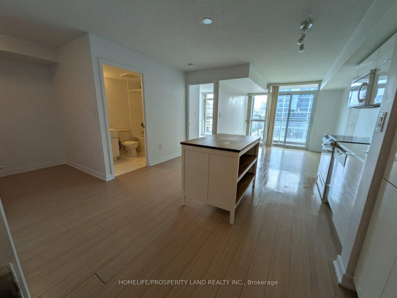 717 - 151 Dan Leckie Way