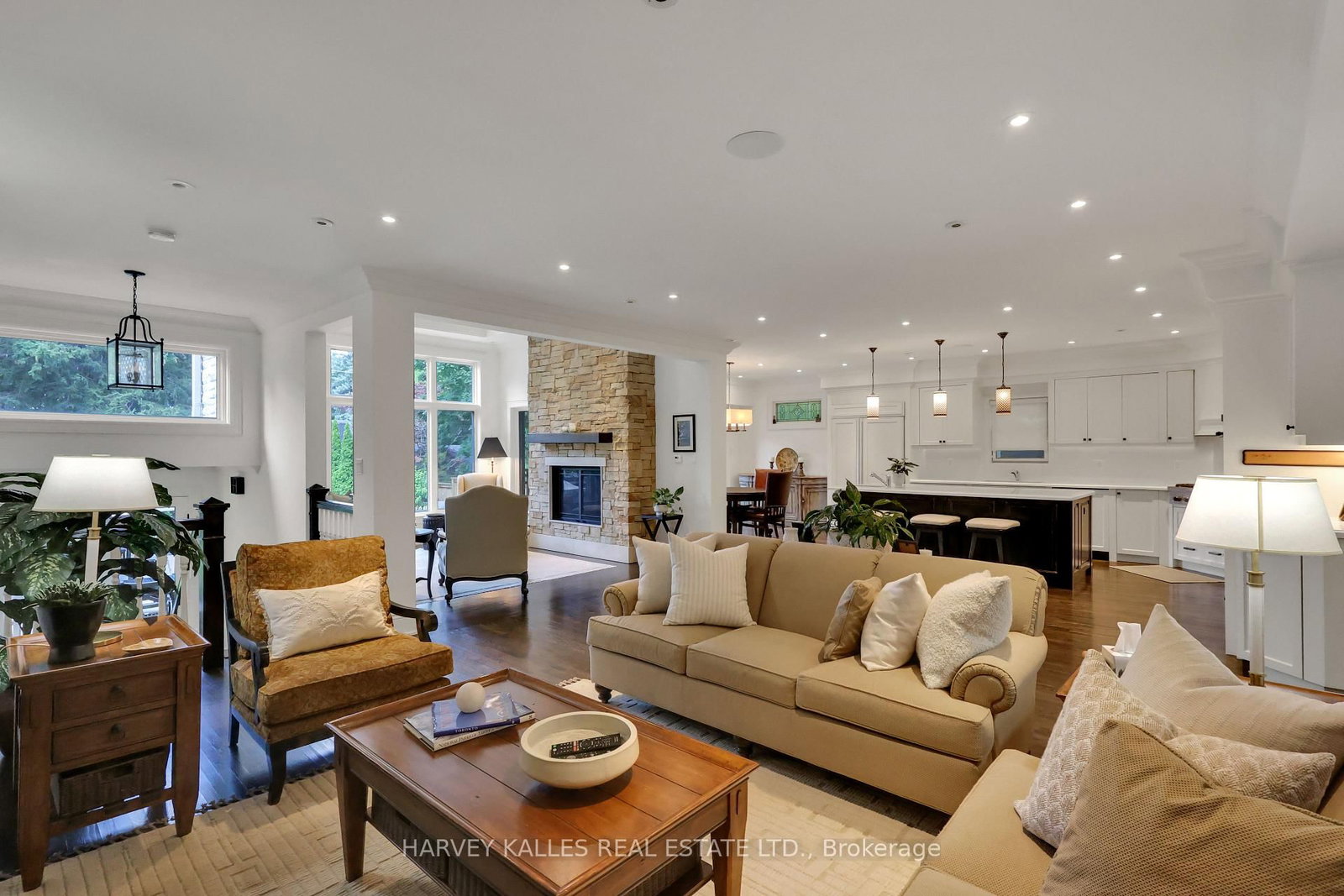 72 Teddington Park Avenue • Toronto, ON photo 11