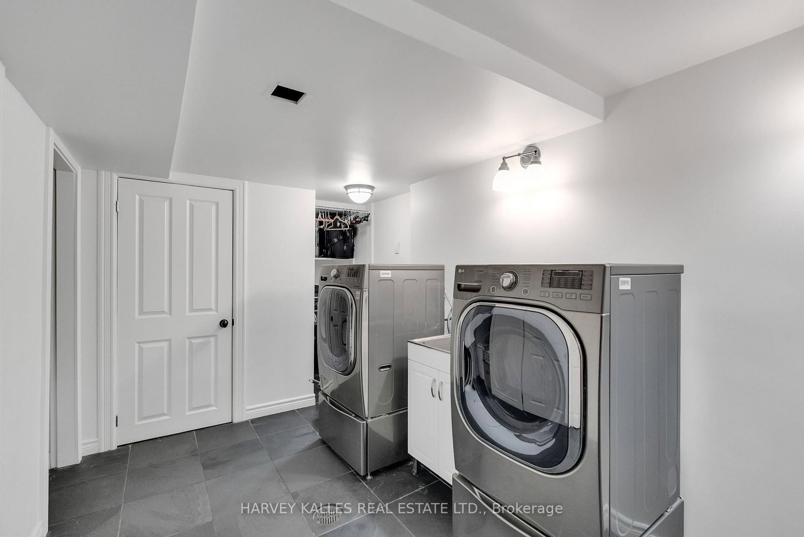 72 Teddington Park Avenue • Toronto, ON photo 42