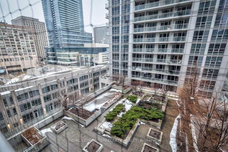 708 - 763 Bay Street