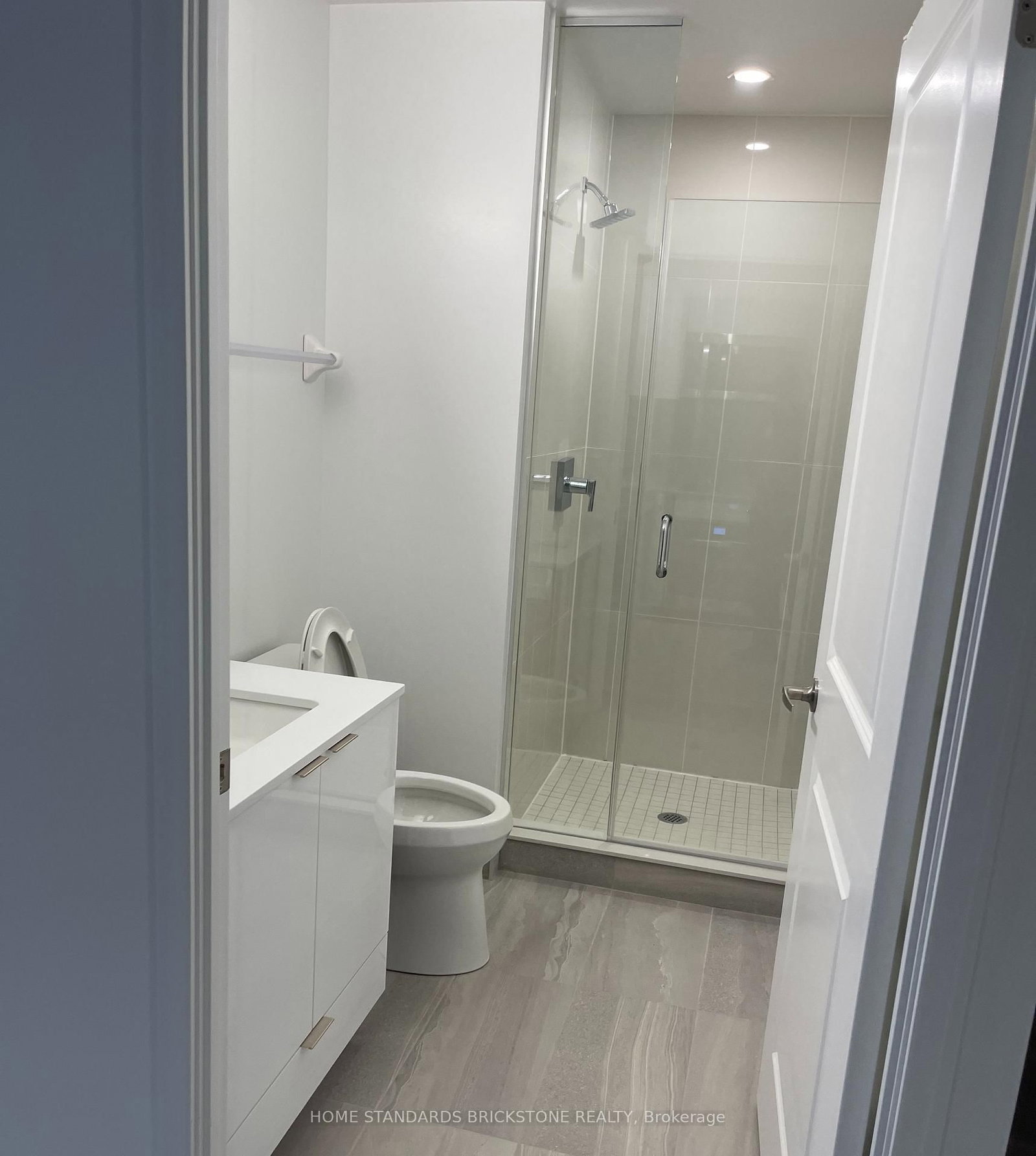 543 richmond st W • #931 • Toronto, ON photo 9