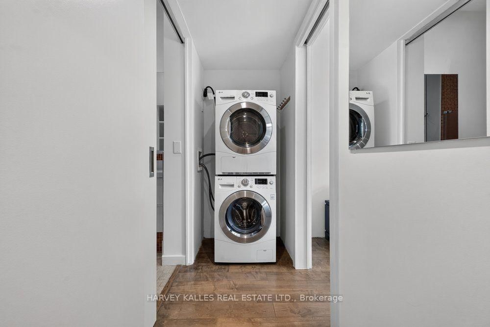 86 Gerrard Street E • #1E • Toronto, ON photo 21