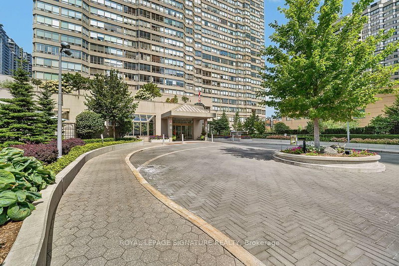 PH14 - 30 Greenfield Avenue