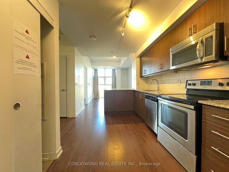 1012 - 10 Willison Square