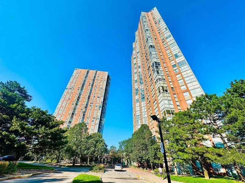 1710 - 7 Concorde Place