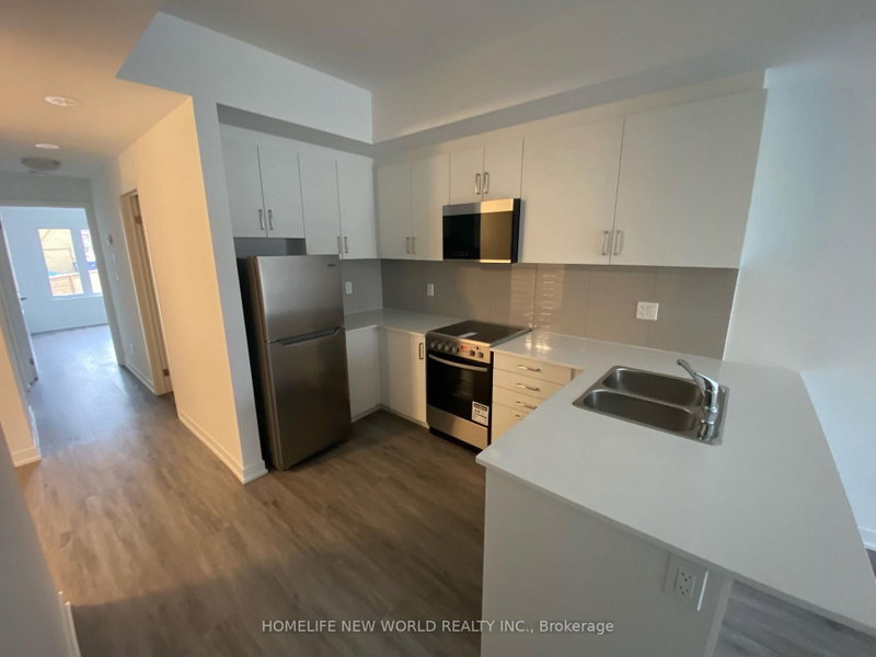 6 - 14 Marquette Avenue S