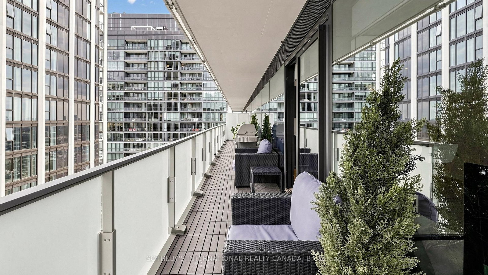 11 Charlotte Street • #2807 • Toronto, ON photo 38
