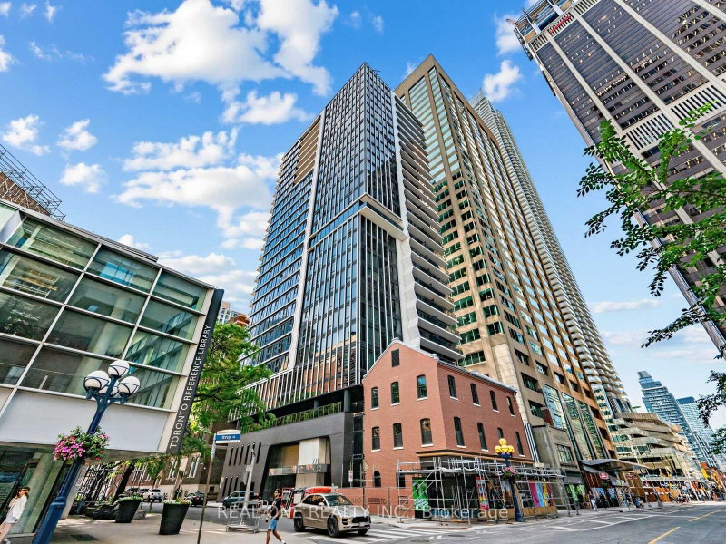 502 - 771 Yonge Street