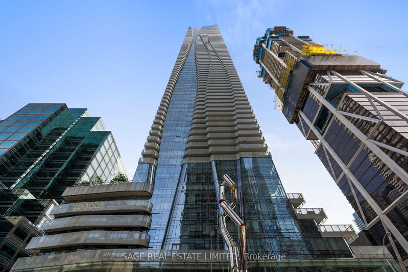 510 - 1 Bloor Street E