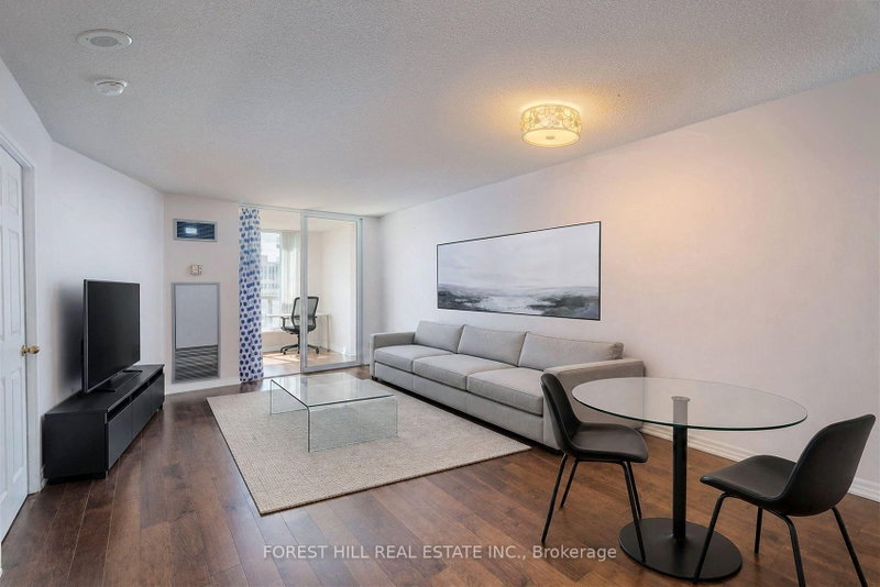 1303 - 24 Wellesley Street W