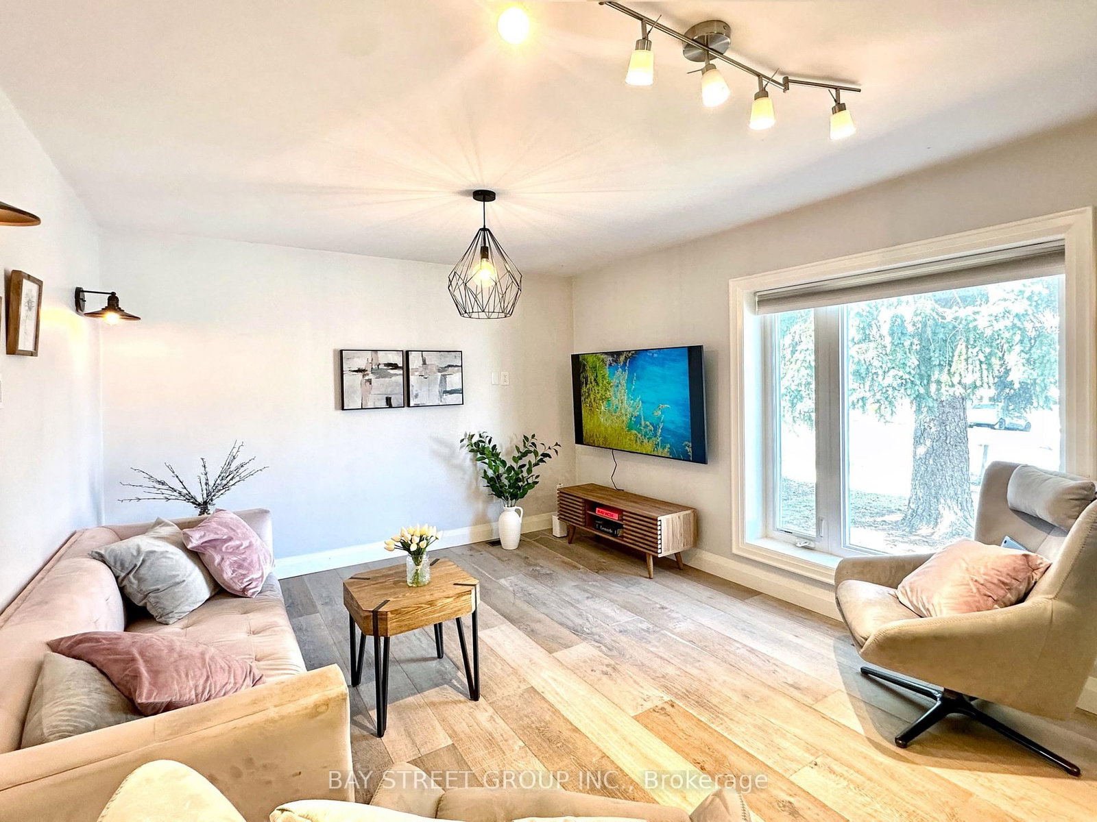 Detached House for sale at 99 Park Home Avenue, Toronto, Ontario, M2N 1W7 - Willowdale West - MLS: C13708346