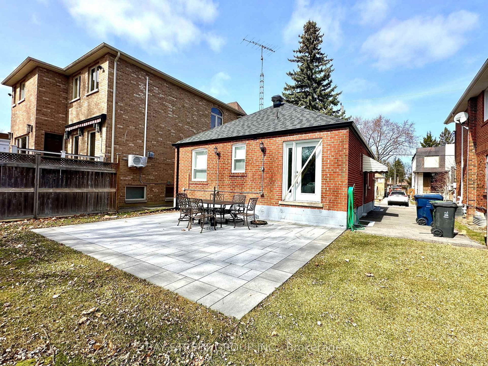 Detached House for sale at 99 Park Home Avenue, Toronto, Ontario, M2N 1W7 - Willowdale West - MLS: C13708346