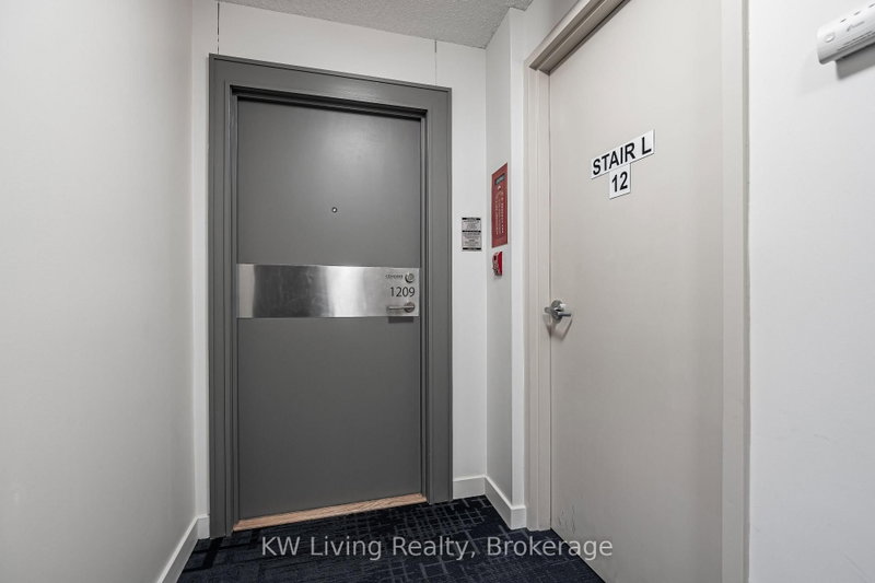 1209 - 15 Singer Court