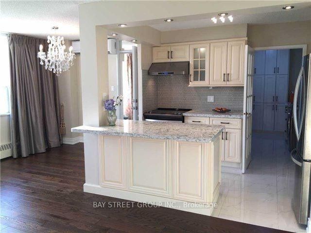 1210 - 5 Parkway Forest Drive