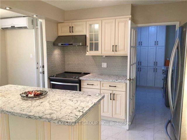 1210 - 5 Parkway Forest Drive