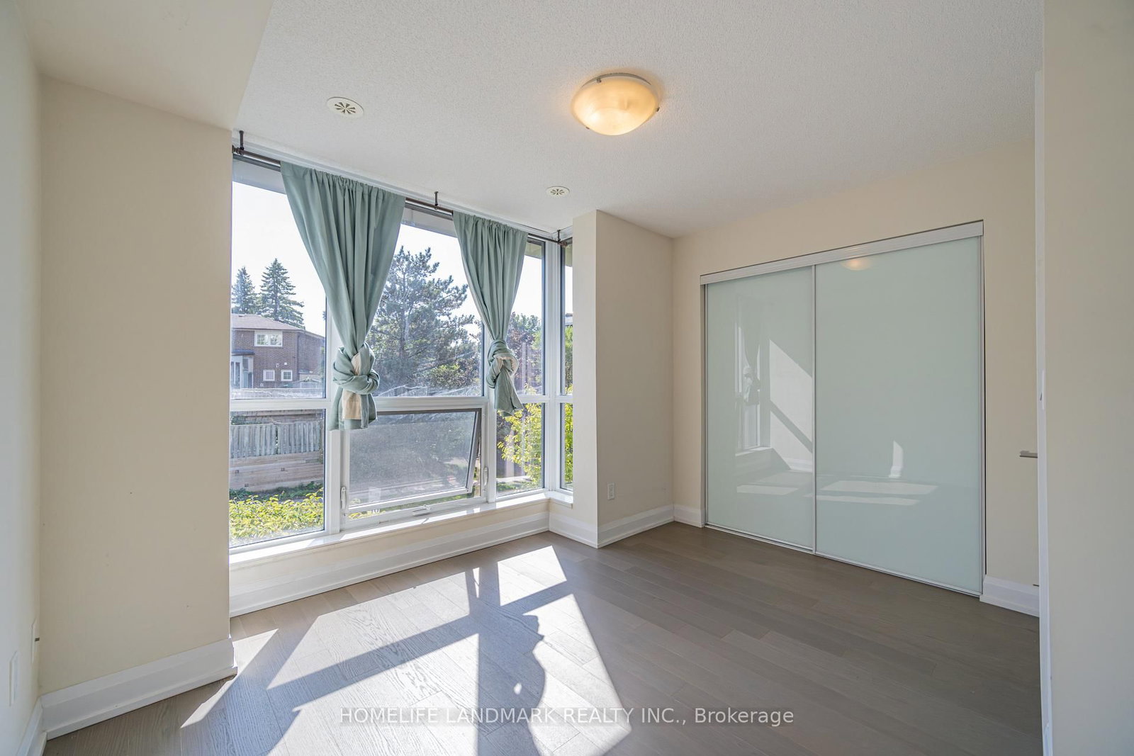 Condo for sale at TH12-18 Graydon Hall Drive, Toronto, Ontario, M3A 0A4 - Parkwoods-Donalda - MLS: C13708564