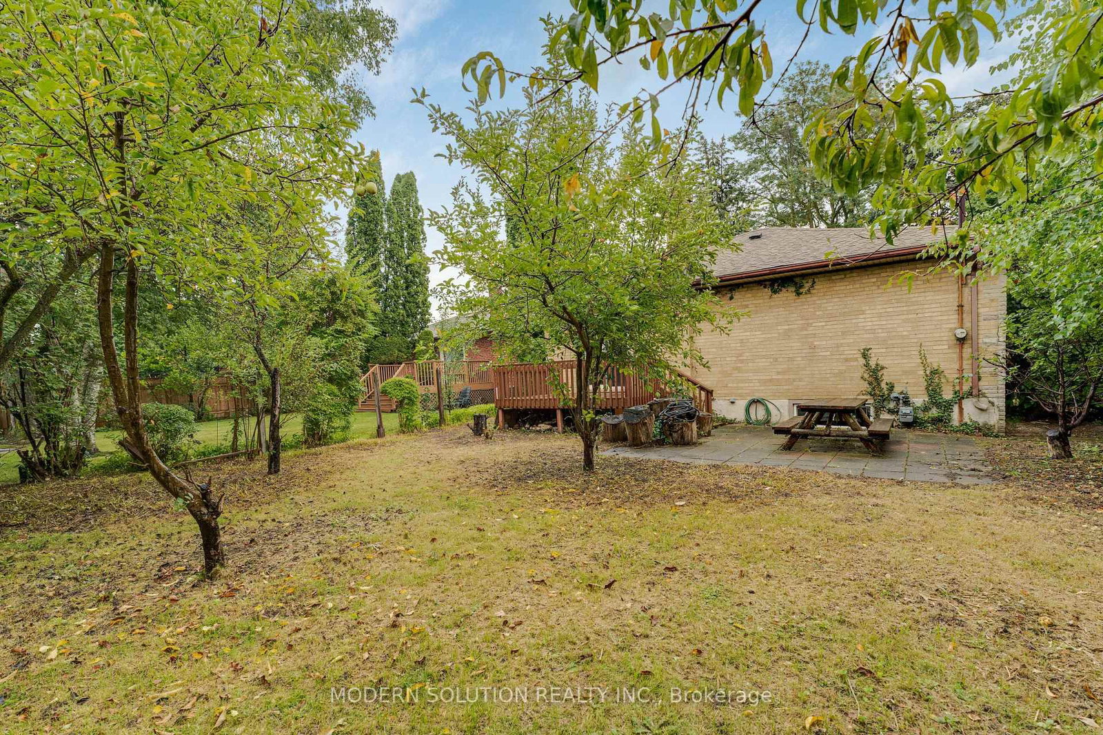 2 Caswell Drive • Toronto, ON photo 31