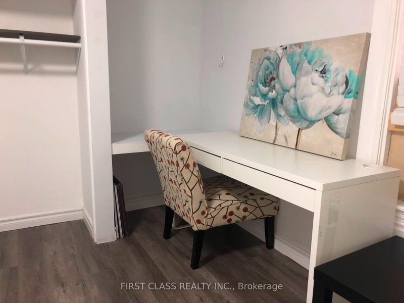 3rd Floor - 524 Bathurst Street
