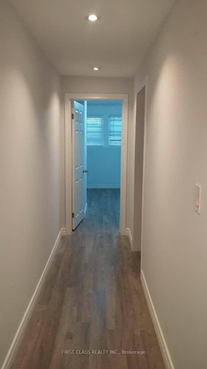 3rd Floor - 524 Bathurst Street