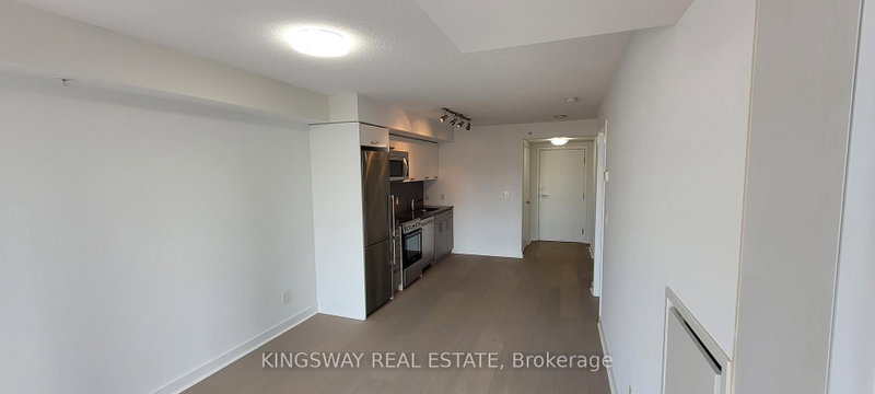 1303 - 295 Adelaide Street W
