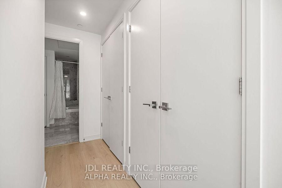 50 Charles St East Street • #4307 • Toronto, ON photo 10