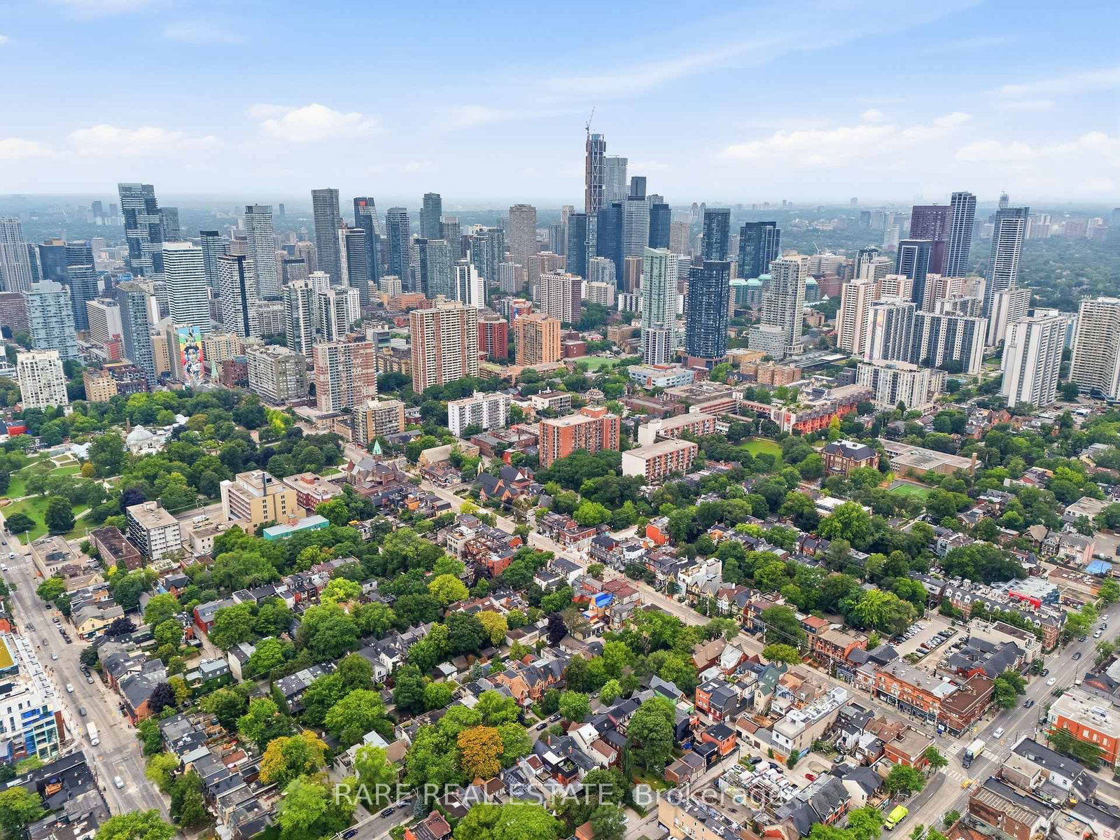 198 1/2 Carlton Street • Toronto, ON photo 6