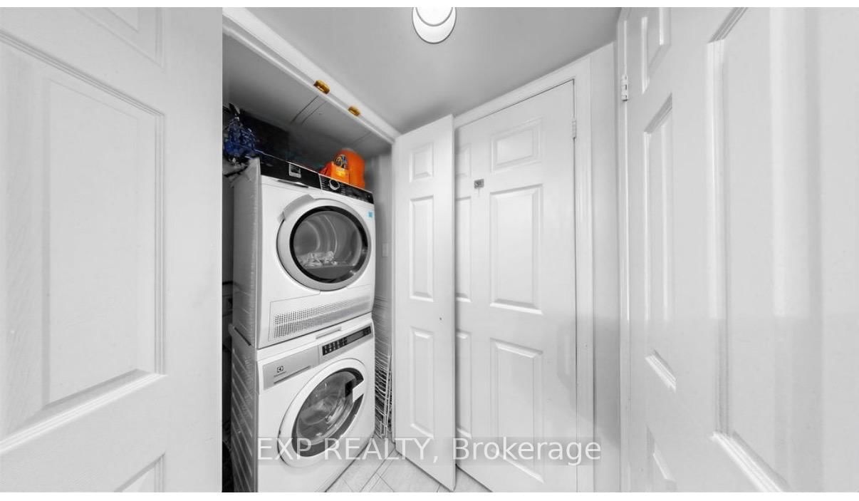 889 Bay Street • #607 • Toronto, ON photo 14