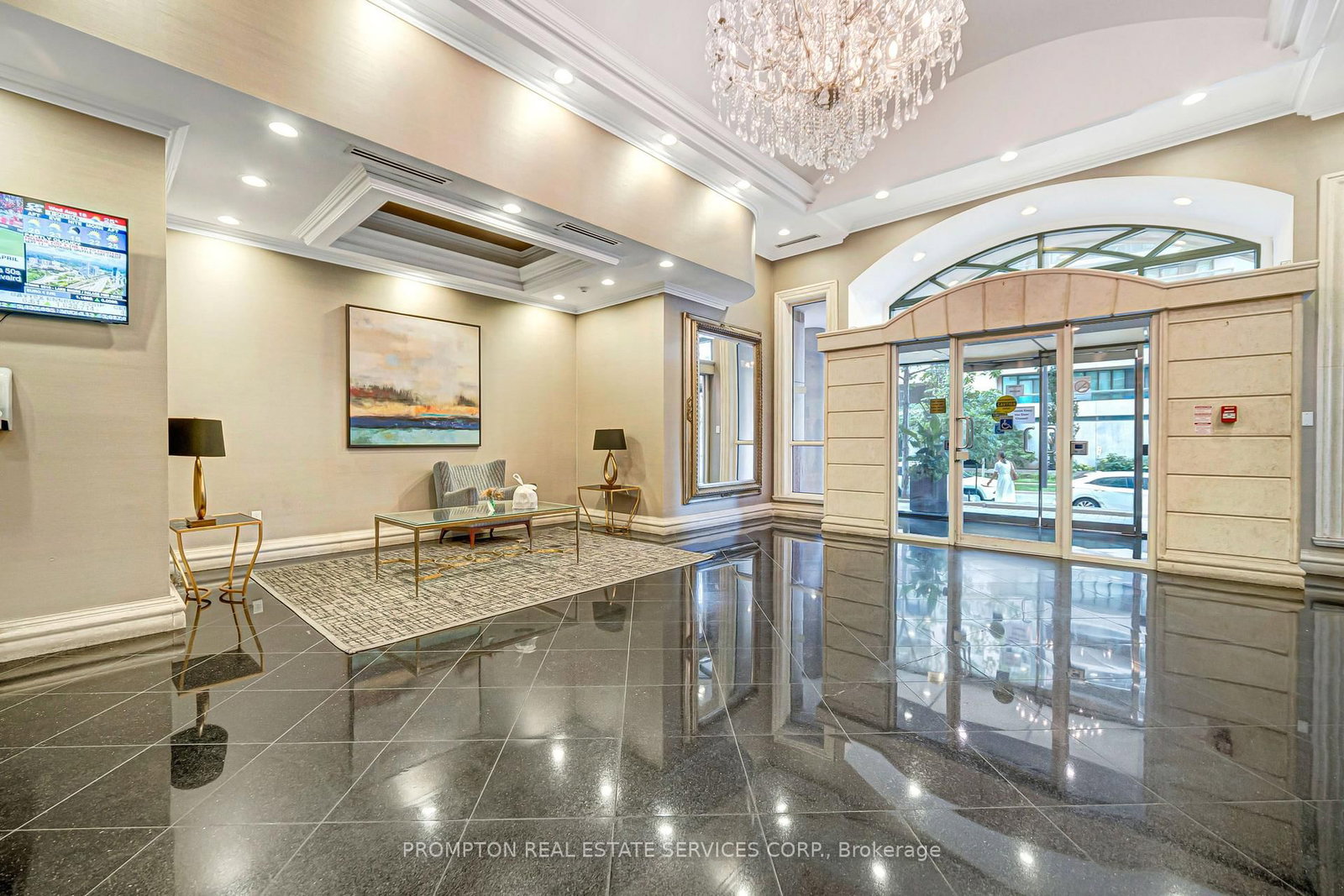 7 Lorraine Drive • #807 • Toronto, ON photo 4