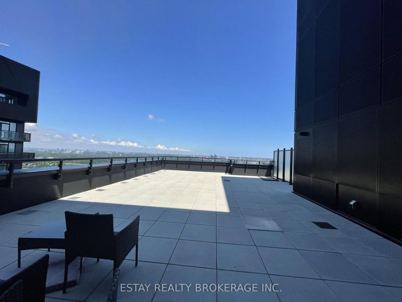 PH07 - 127 Broadway Avenue