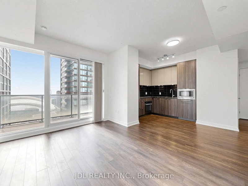 3711 - 125 Blue Jays Way