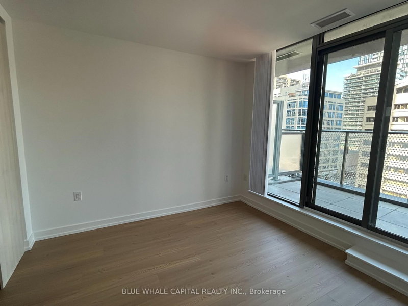 602 - 11 Wellesley Street W