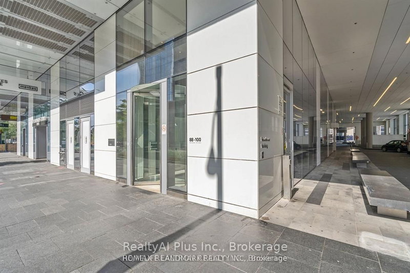 5309 - 88 Harbour Street