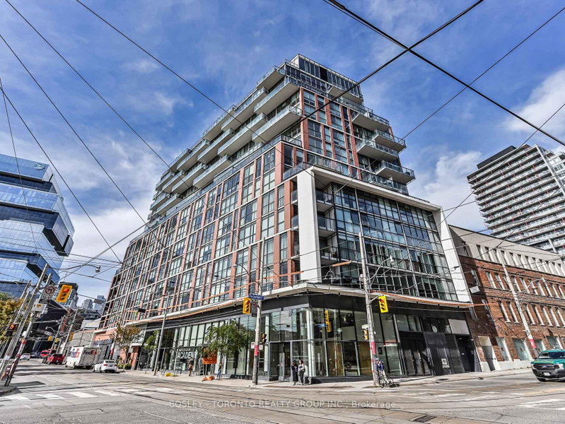 319 - 318 King Street E