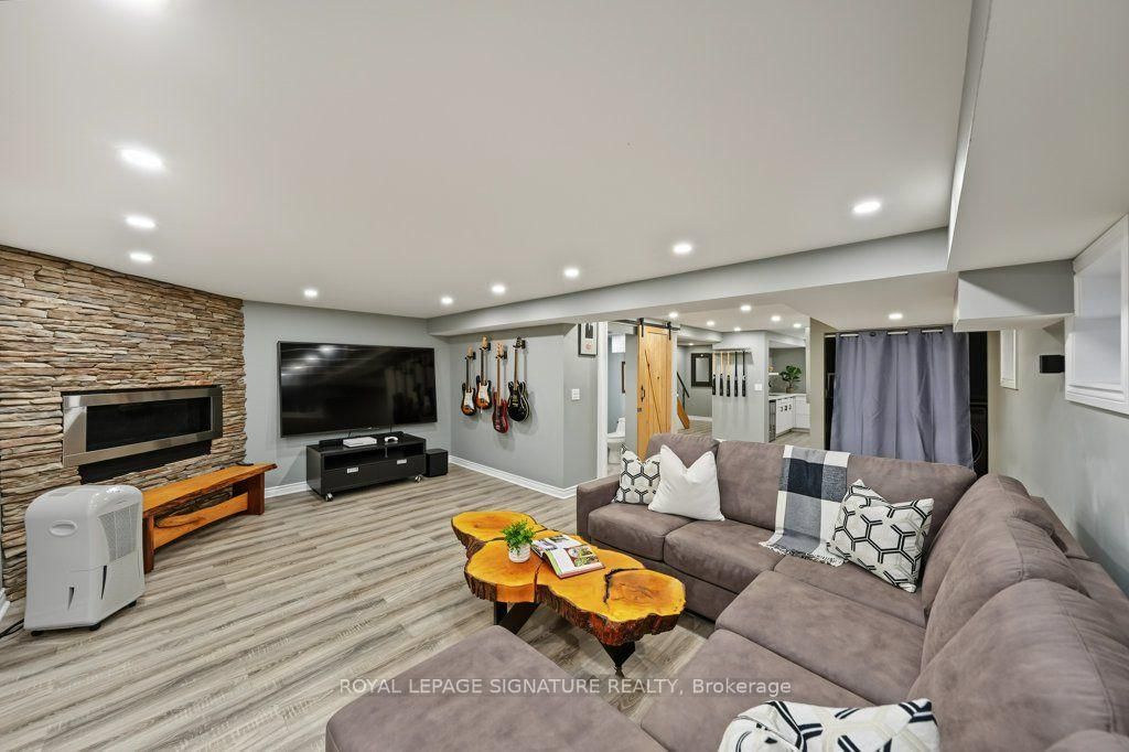 45 Chipwood Crescent • Toronto, ON photo 39
