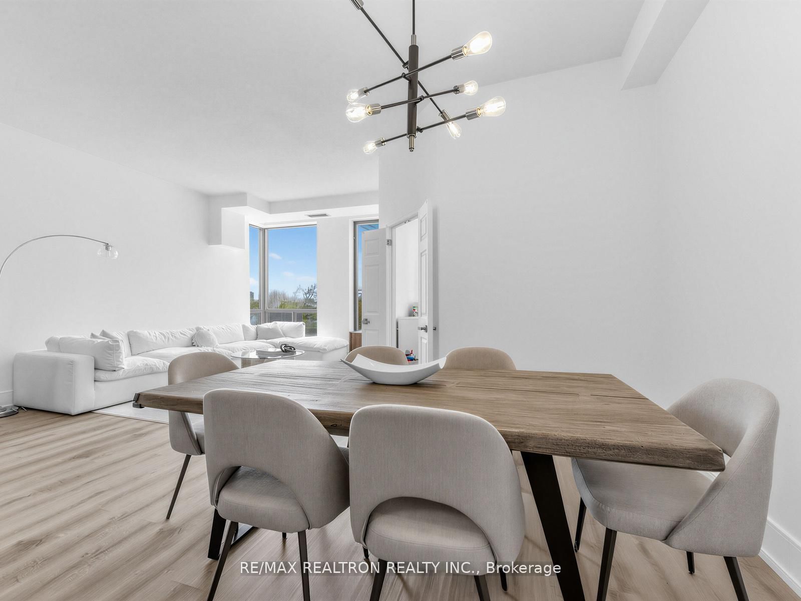 500 Glencairn Avenue • #503 • Toronto, ON photo 11